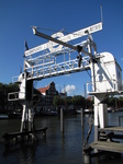 SX24001Ship crane in Dordrecht.jpg